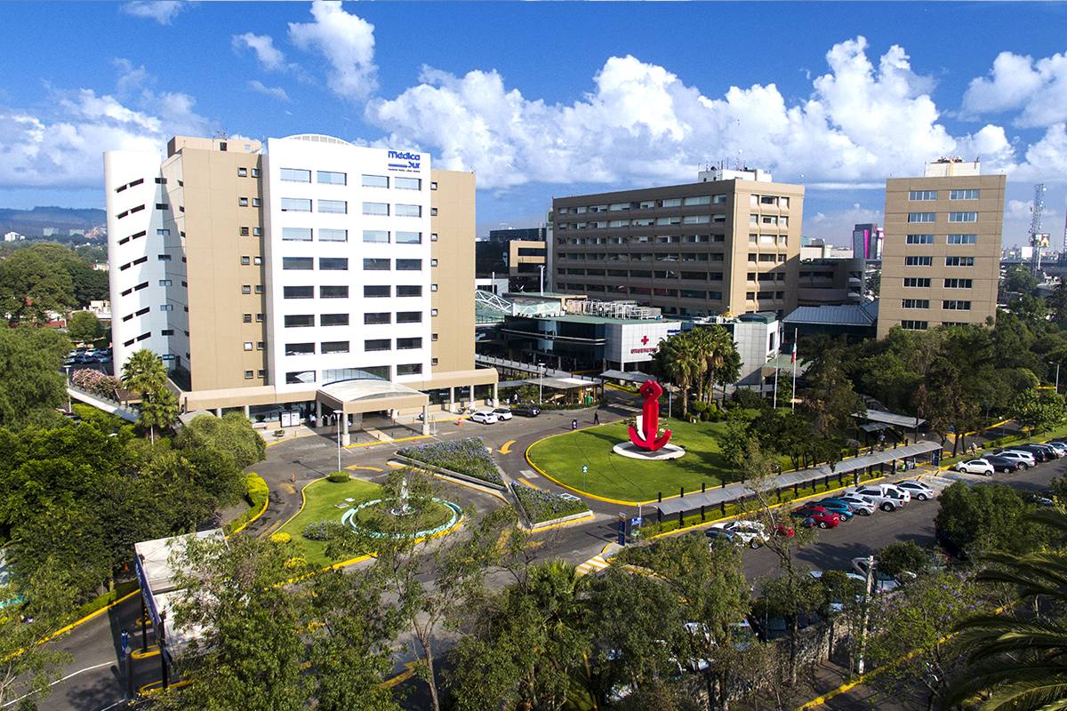 Exteriores Panorámica Torre II Caduceo y Urgencias Médica Sur CopyRight